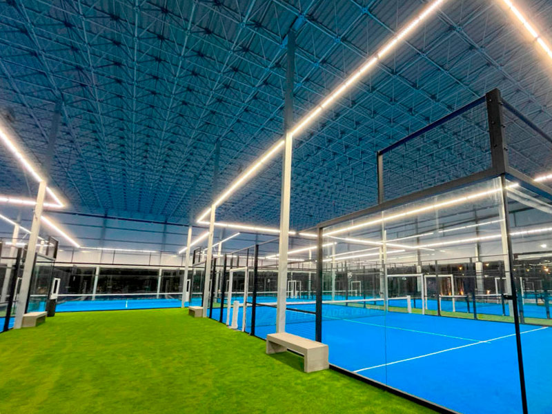 Iluminación ELLITE PADEL en Bela Pádel Center Barcelona